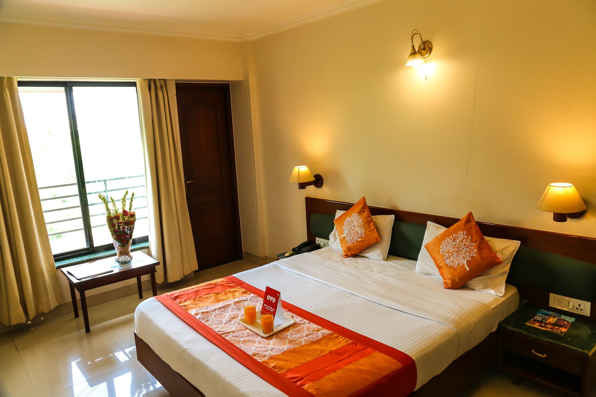 Hotel Lotus Πούνε Εξωτερικό φωτογραφία
